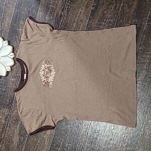NWOT, Pranab T-shirt size Xl